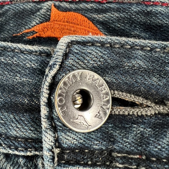 Tommy Bahama Jeans Mens 42x30 Cayman Relaxed Island Fit Dark Blue Denim - Picture 10 of 16